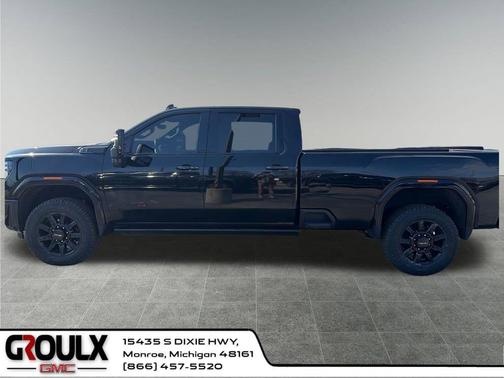 Onyx Black 2024 GMC Sierra 3500 AT4