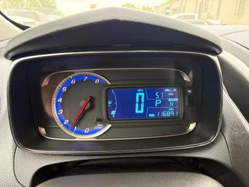 White 2016 Chevrolet Trax LS