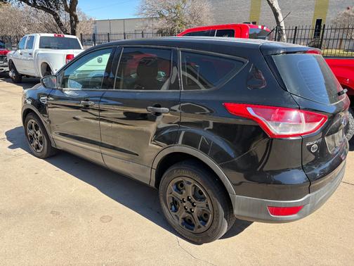 2016 Ford Escape S