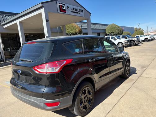 2016 Ford Escape S