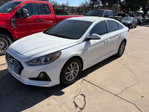 2018 Hyundai SONATA SE