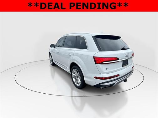 2025 Audi Q7 45 Premium