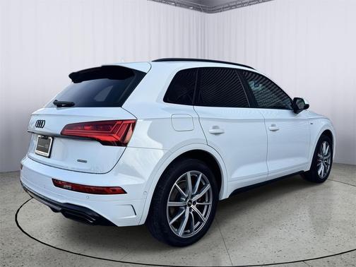 2024 Audi Q5 55 S line Prestige