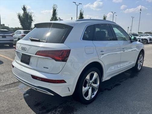 2021 Audi Q5 45 Premium Plus