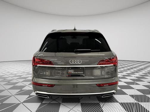 2025 Audi Q5 45 S line Premium Plus