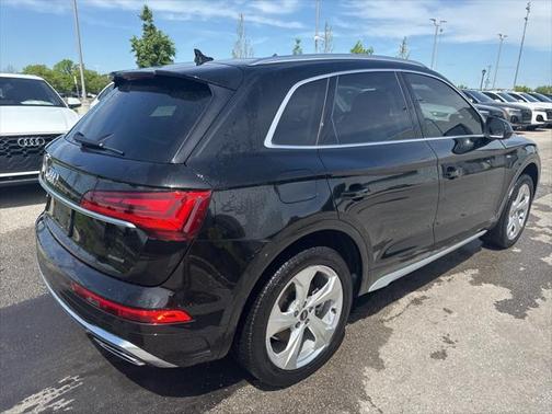 2022 Audi Q5 45 S line Premium Plus