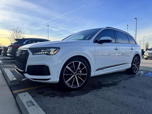 2023 Audi Q7 55 Prestige