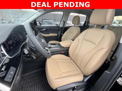 2025 Audi Q7 55 Premium Plus