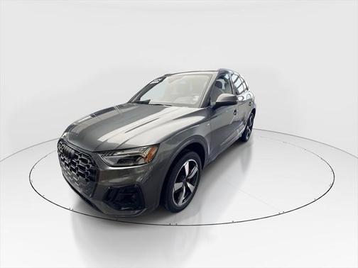 2024 Audi Q5 45 S line Prestige