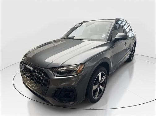 2024 Audi Q5 45 S line Prestige