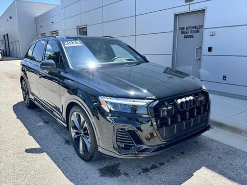 2025 Audi Q7 55 Prestige