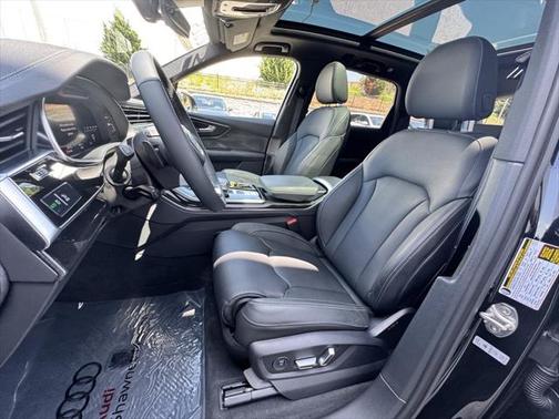 2025 Audi Q7 55 Prestige