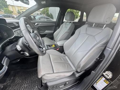 2022 Audi Q3 45 S line Premium Plus