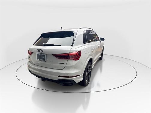 2023 Audi Q3 45 S line Premium Plus