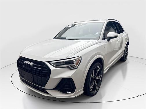 2023 Audi Q3 45 S line Premium Plus