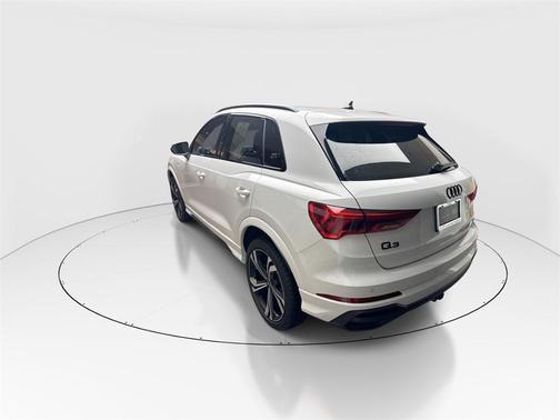 2023 Audi Q3 45 S line Premium Plus