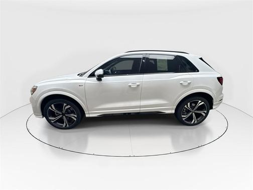2023 Audi Q3 45 S line Premium Plus