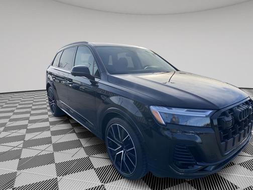2025 Audi Q7 55 Premium Plus