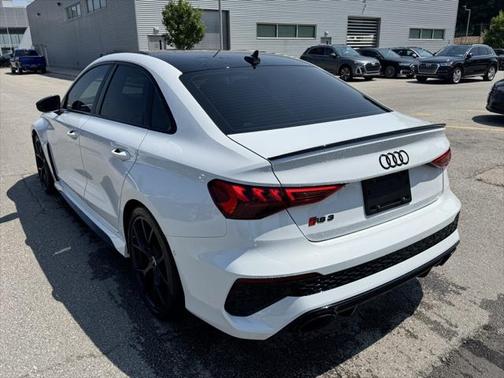 2022 Audi RS 3 TFSI quattro S tronic