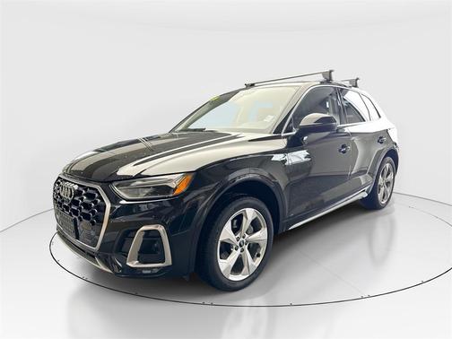 2022 Audi Q5 45 S line Premium Plus
