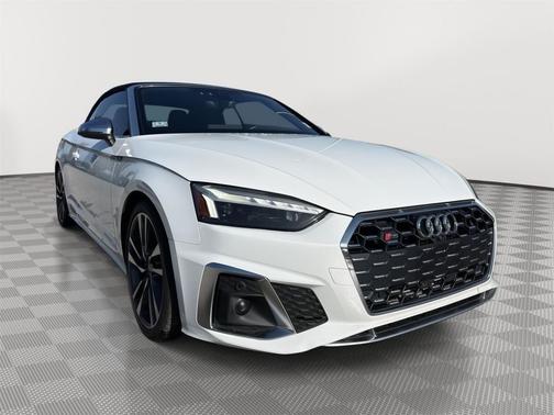 Glacier White Metallic/Black Roof 2023 Audi S5 Premium Plus TFSI quattro Tiptronic