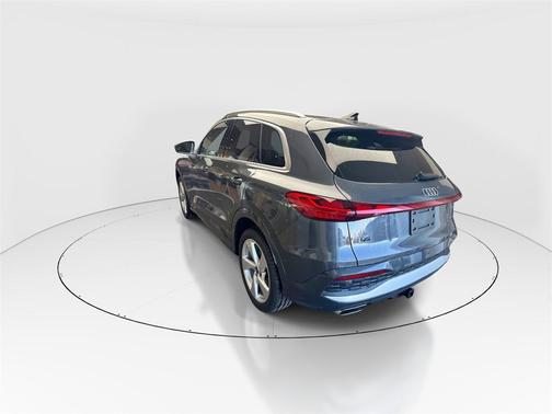 2025 Audi Q5 Prestige TFSI quattro S tronic