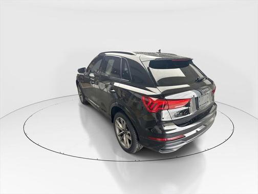2024 Audi Q3 45 S line Premium Plus