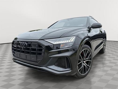Mythos Black Metallic 2022 Audi Q8 55 Prestige