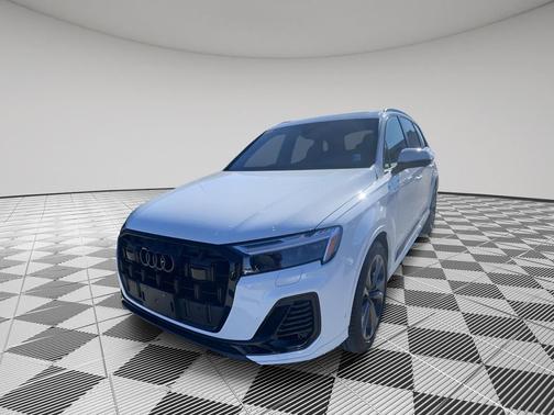 2025 Audi Q7 55 Premium Plus