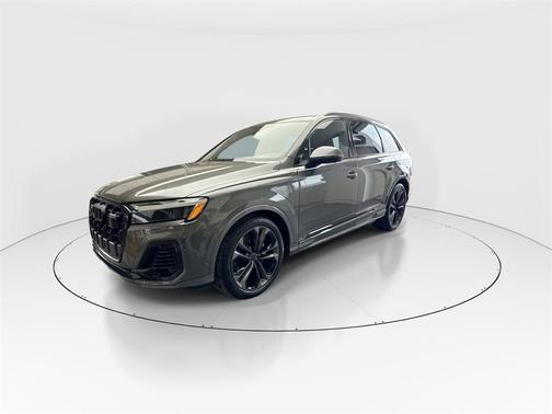 2026 Audi Q7 55 Premium Plus