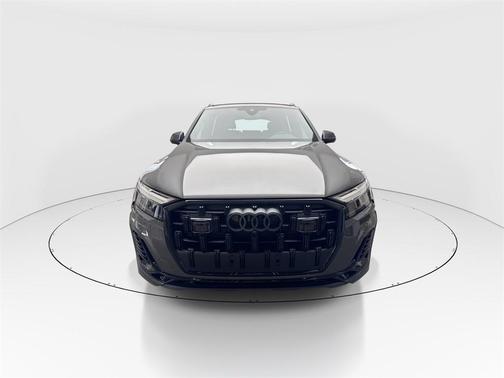 2026 Audi Q7 55 Premium Plus