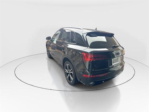 2025 Audi Q5 45 S line Premium Plus