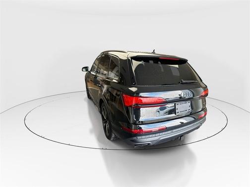 2026 Audi Q7 55 Premium Plus