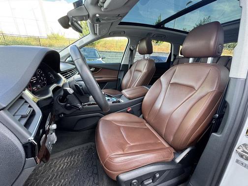 2019 Audi Q7 55 Prestige