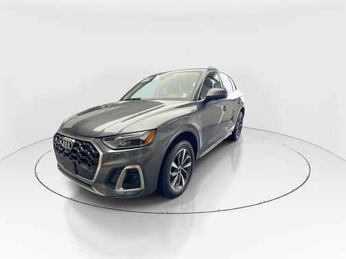 2023 Audi Q5 45 S line Premium Plus