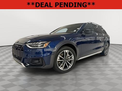 Navarra Blue Metallic 2023 Audi A4 allroad Prestige 45 TFSI quattro S tronic