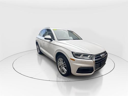 2018 Audi Q5 2.0T Tech Premium