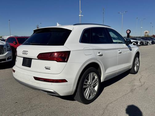 2018 Audi Q5 2.0T Tech Premium