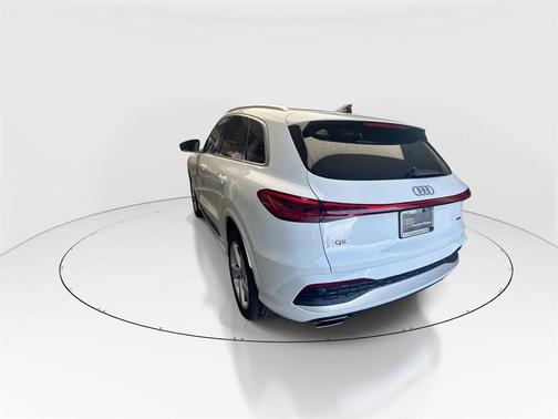 2025 Audi Q5 Premium Plus TFSI quattro S tronic