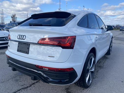 2023 Audi Q5 45 S line Premium Plus