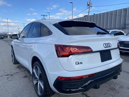 2023 Audi Q5 45 S line Premium Plus