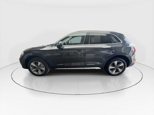 2024 Audi Q5 40 Premium