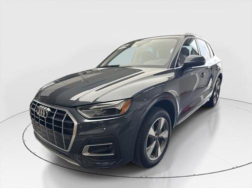 2024 Audi Q5 40 Premium