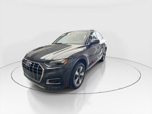 2024 Audi Q5 40 Premium