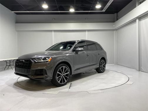 2021 Audi Q7 55 Premium Plus