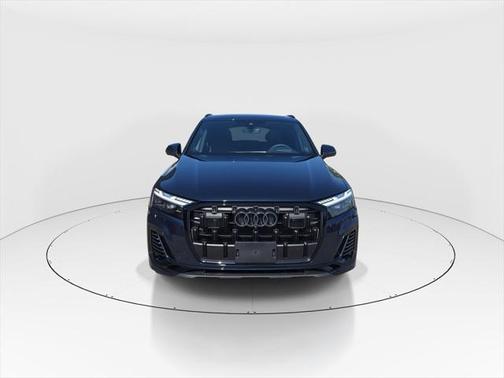 2025 Audi Q7 55 Prestige