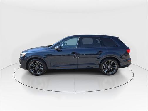 2025 Audi Q7 55 Prestige
