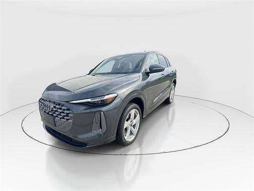 2025 Audi Q5 Premium Plus TFSI quattro S tronic