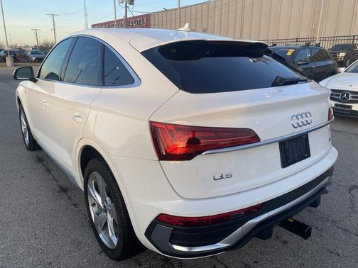 2022 Audi Q5 45 S line Premium Plus