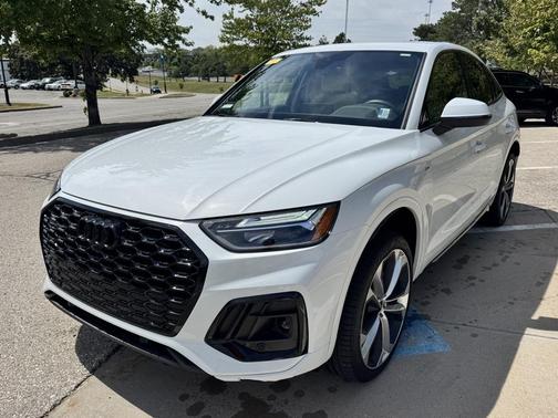 2023 Audi Q5 45 S line Premium Plus